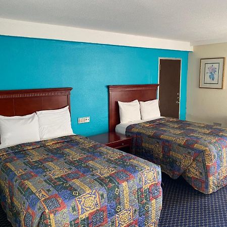 Travel Inn Petersburg Kültér fotó