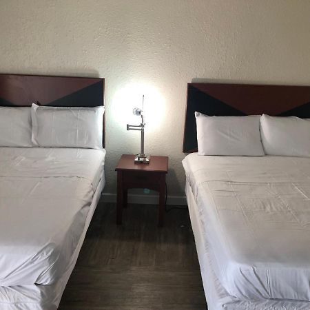 Travel Inn Petersburg Kültér fotó