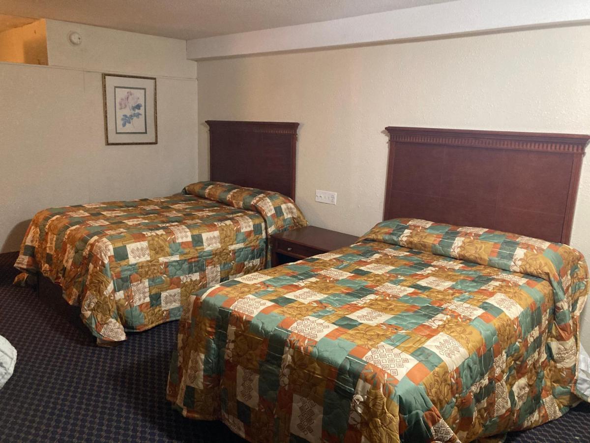 Travel Inn Petersburg Kültér fotó