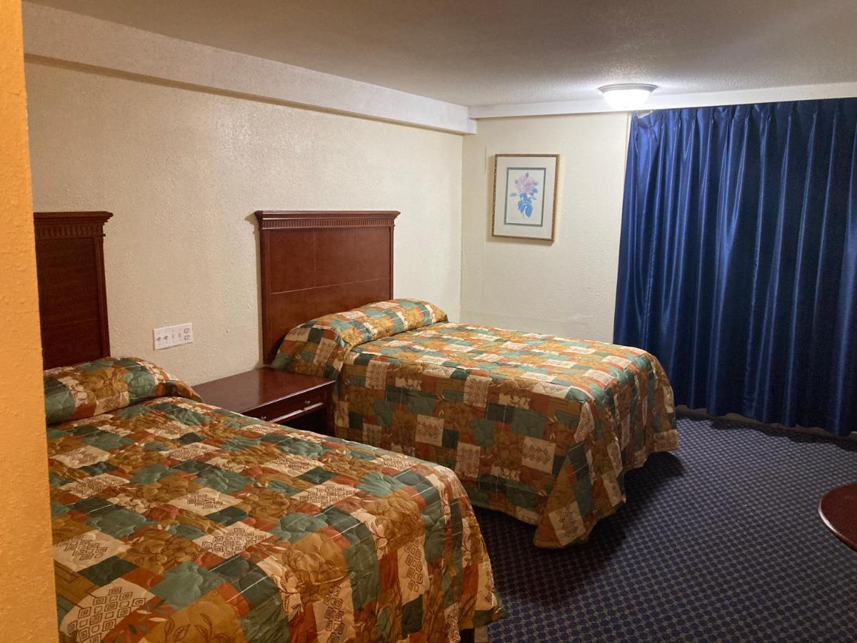Travel Inn Petersburg Kültér fotó