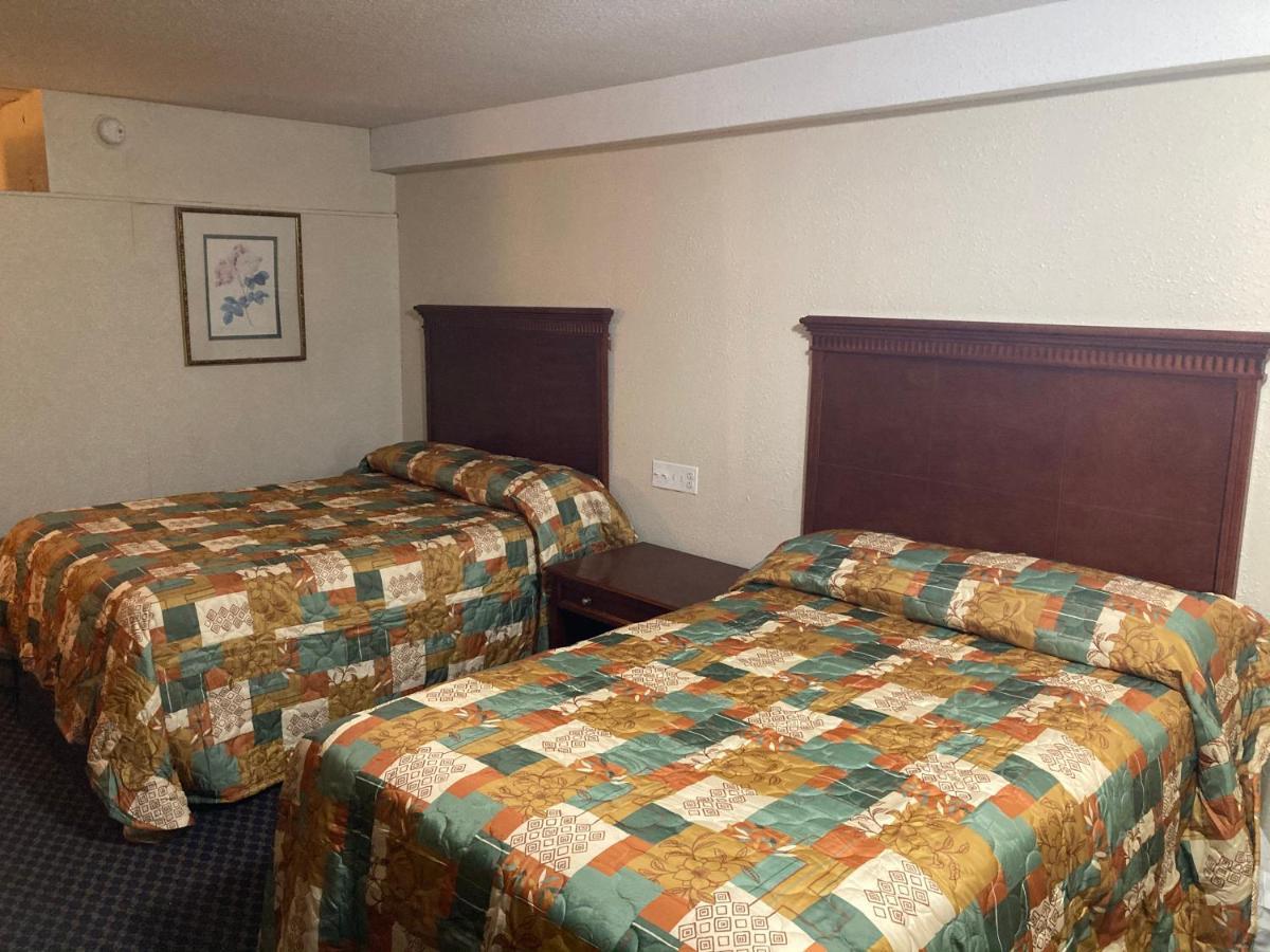 Travel Inn Petersburg Kültér fotó