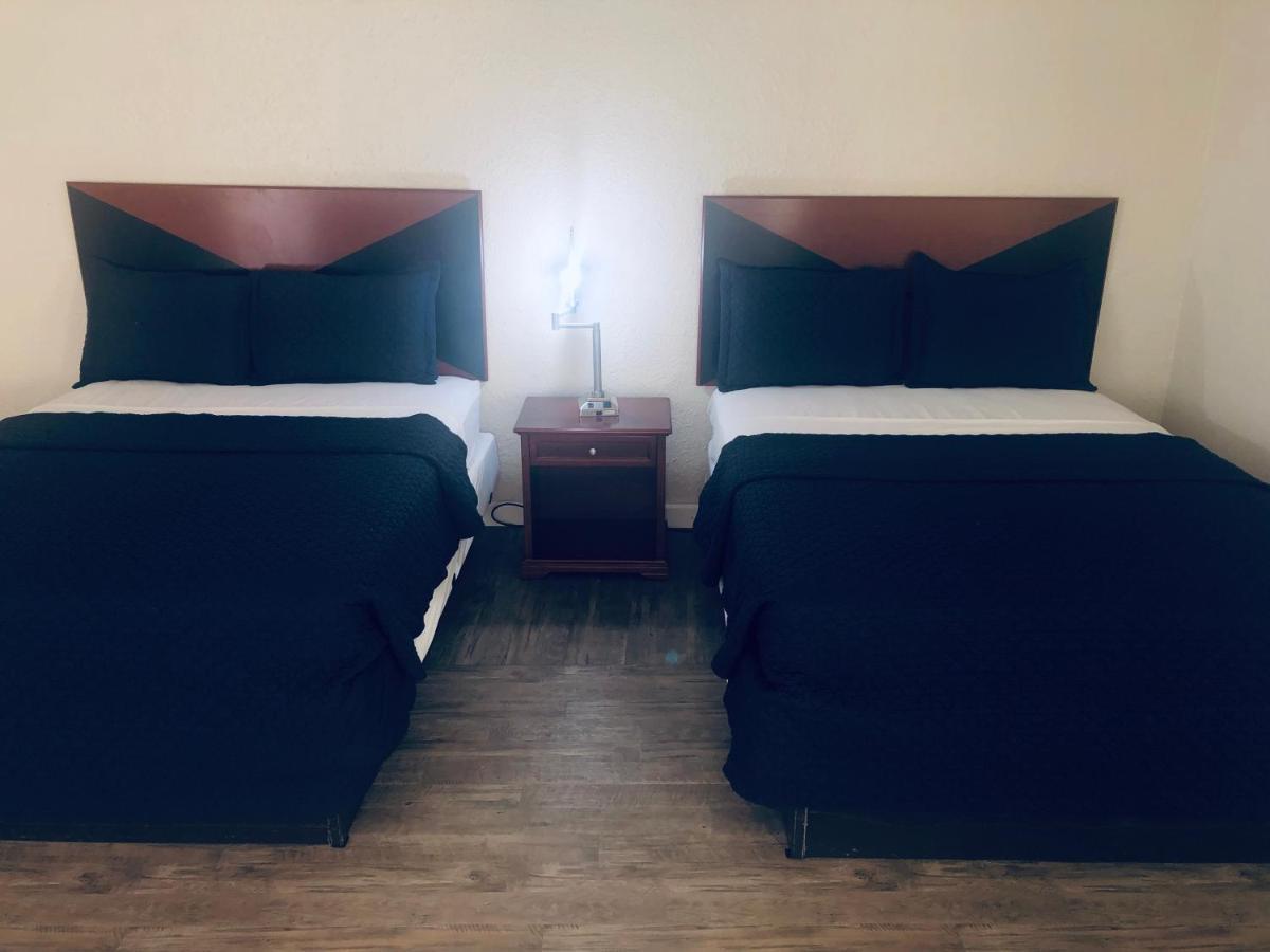Travel Inn Petersburg Kültér fotó