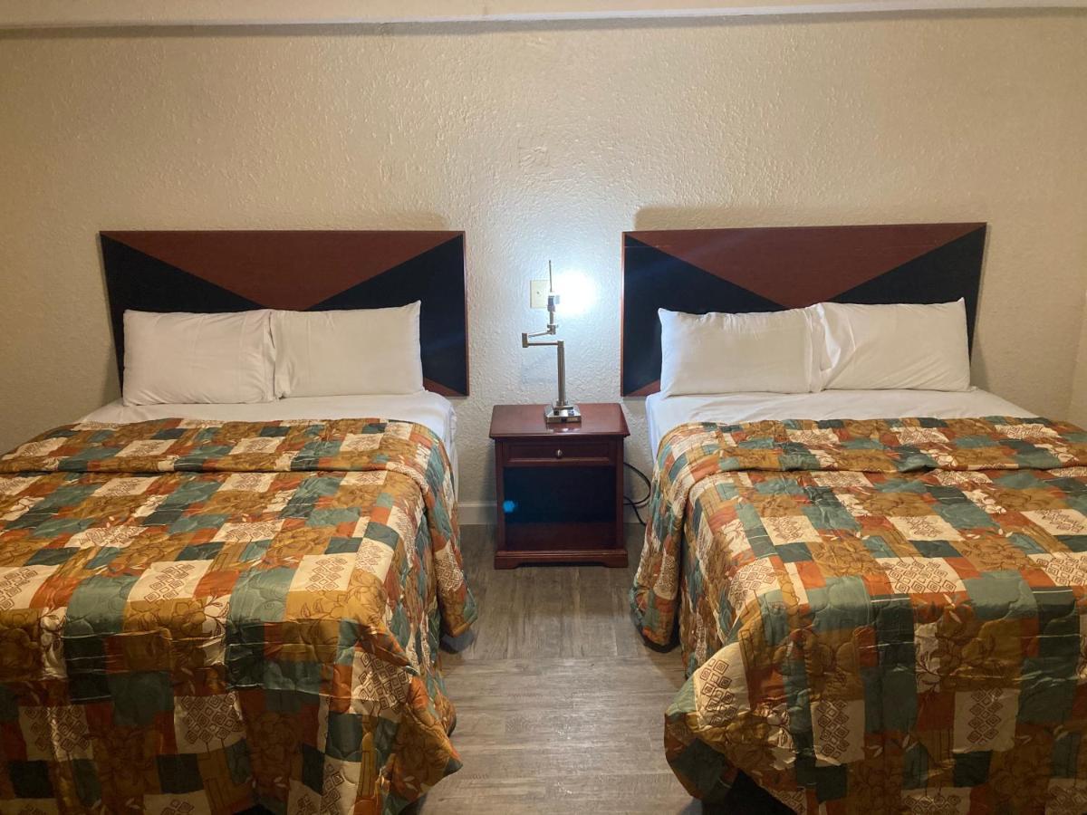 Travel Inn Petersburg Kültér fotó