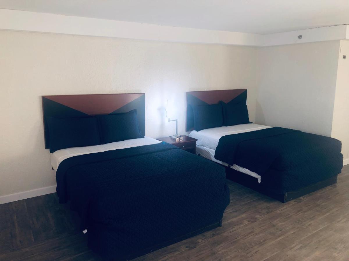 Travel Inn Petersburg Kültér fotó