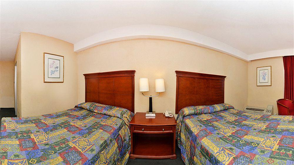 Travel Inn Petersburg Kültér fotó