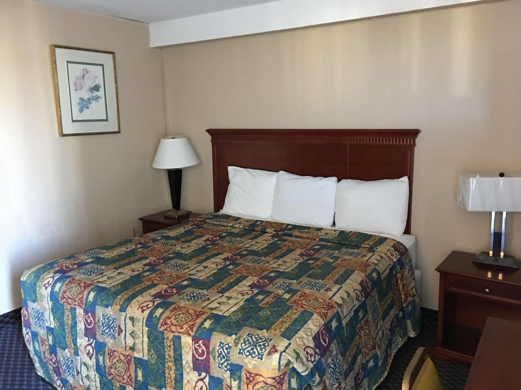 Travel Inn Petersburg Kültér fotó